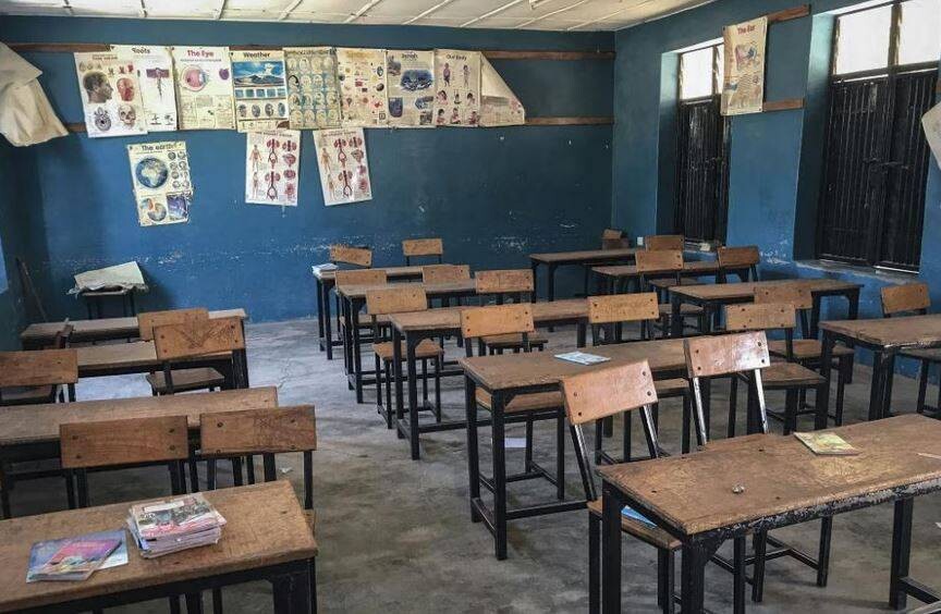 Nigerian Authorities Free 24 Kidnapped Schoolgirls