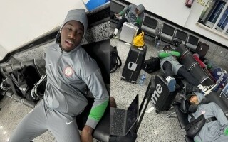 Национальная сборная Нигерии возвращается на фоне обвинений в жестоком обращении