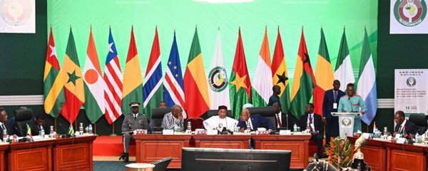 ЭКОВАС выражает разочарование возможным отходом от Буркина-Фасо, Мали и Нигера